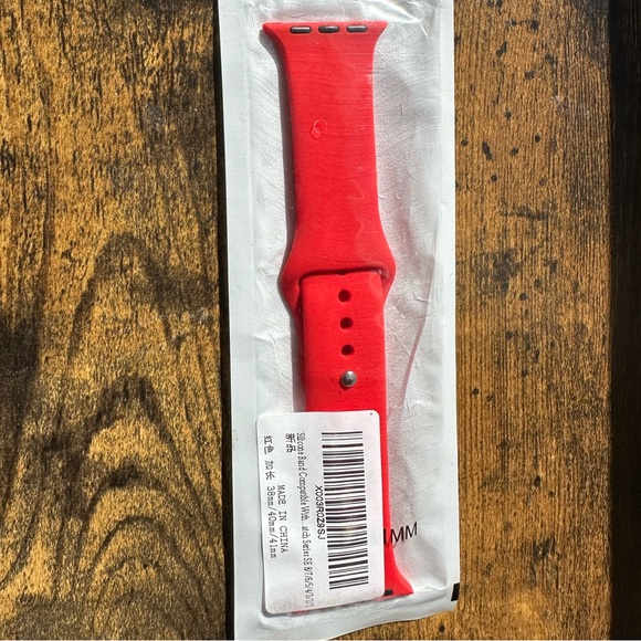38-41mm Apple Watch Band & Charger - Red - Picture 2 of 2